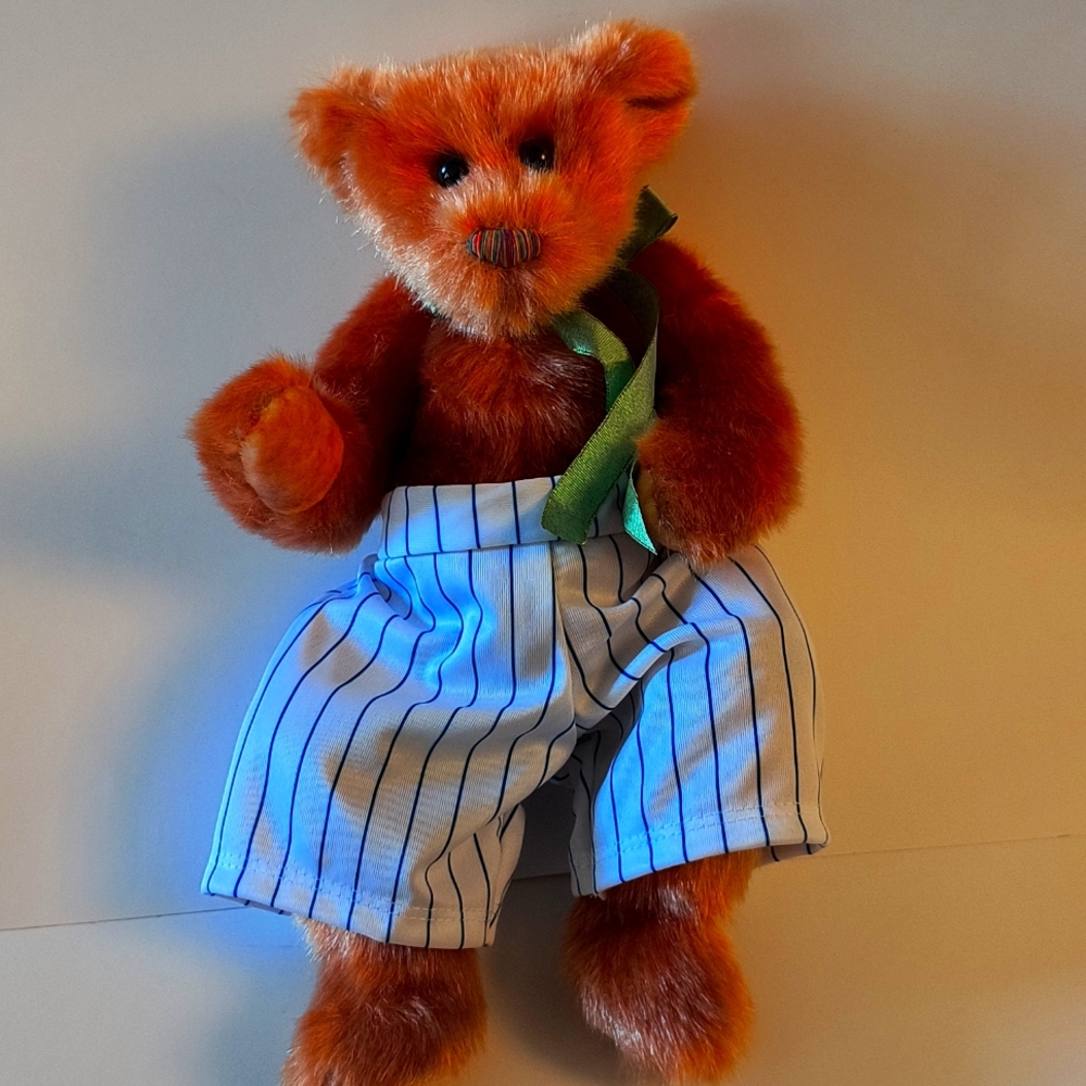 Retired TY Classic Collection Skootch The Bear Plush 12" With original shorts
